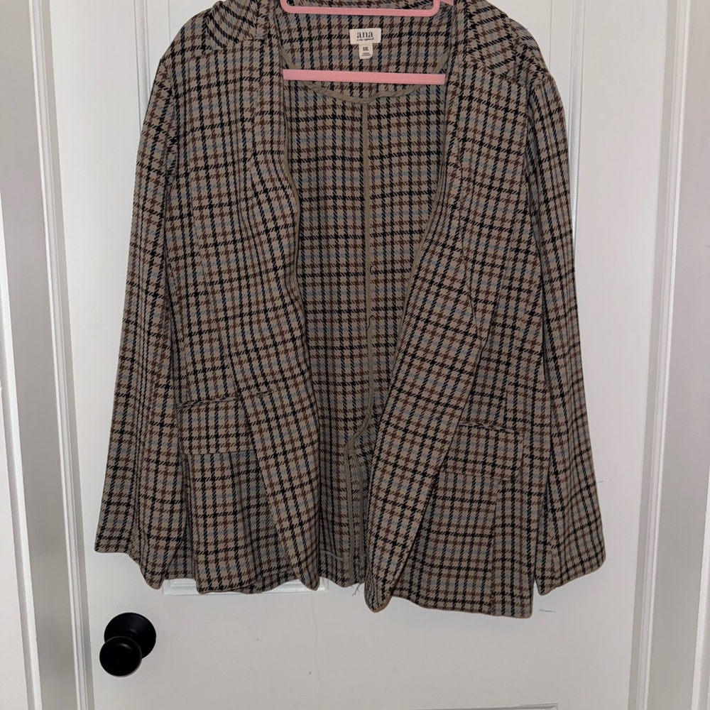 a.n.a Women's Plaid Blazer - Black and Tan